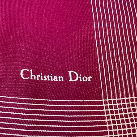 Christian Dior 100% Silk Hand Rolled Edges Pocket Square Handkerchief Raspberry - Picture 3 of 5